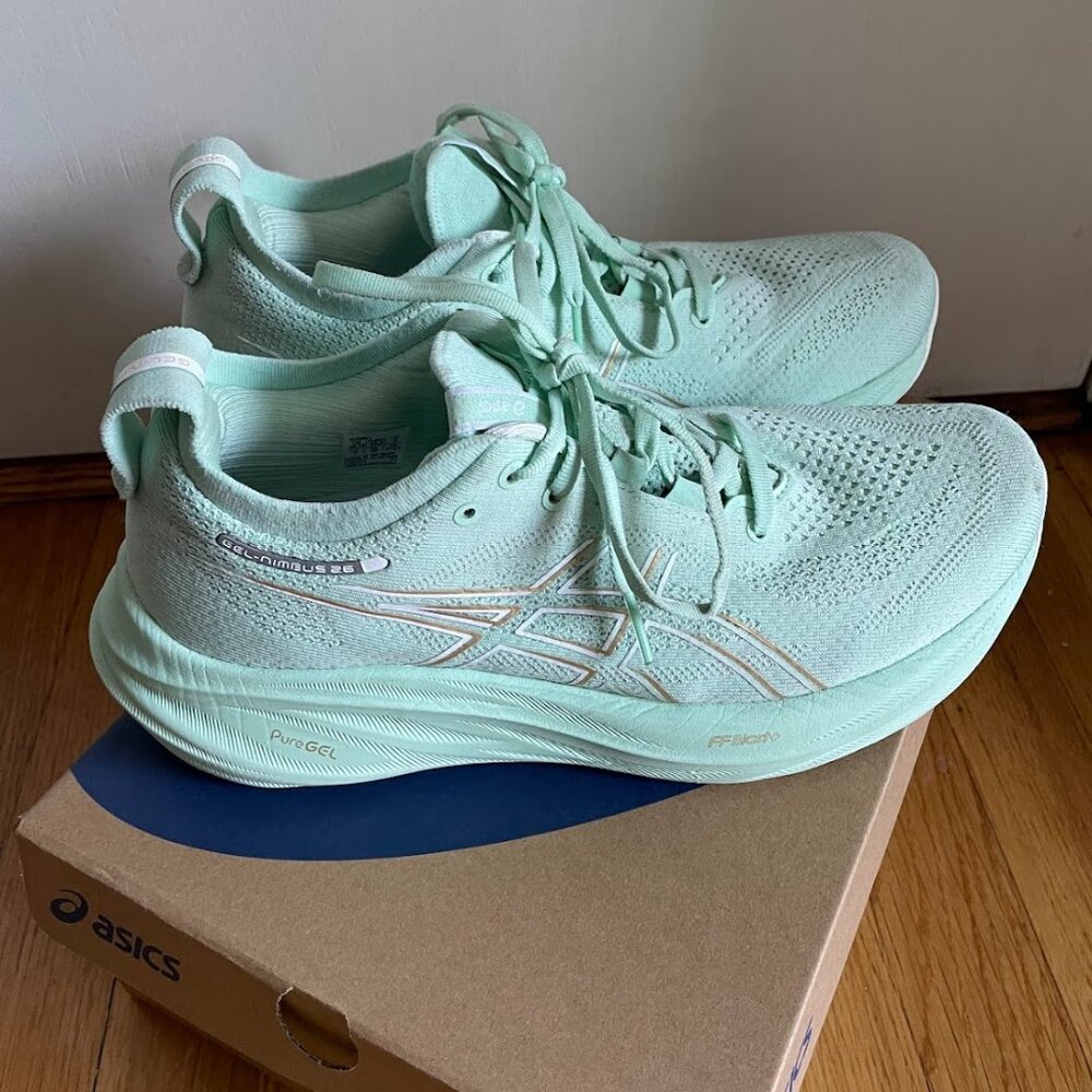 Women's Asics Gel Nimbus 26